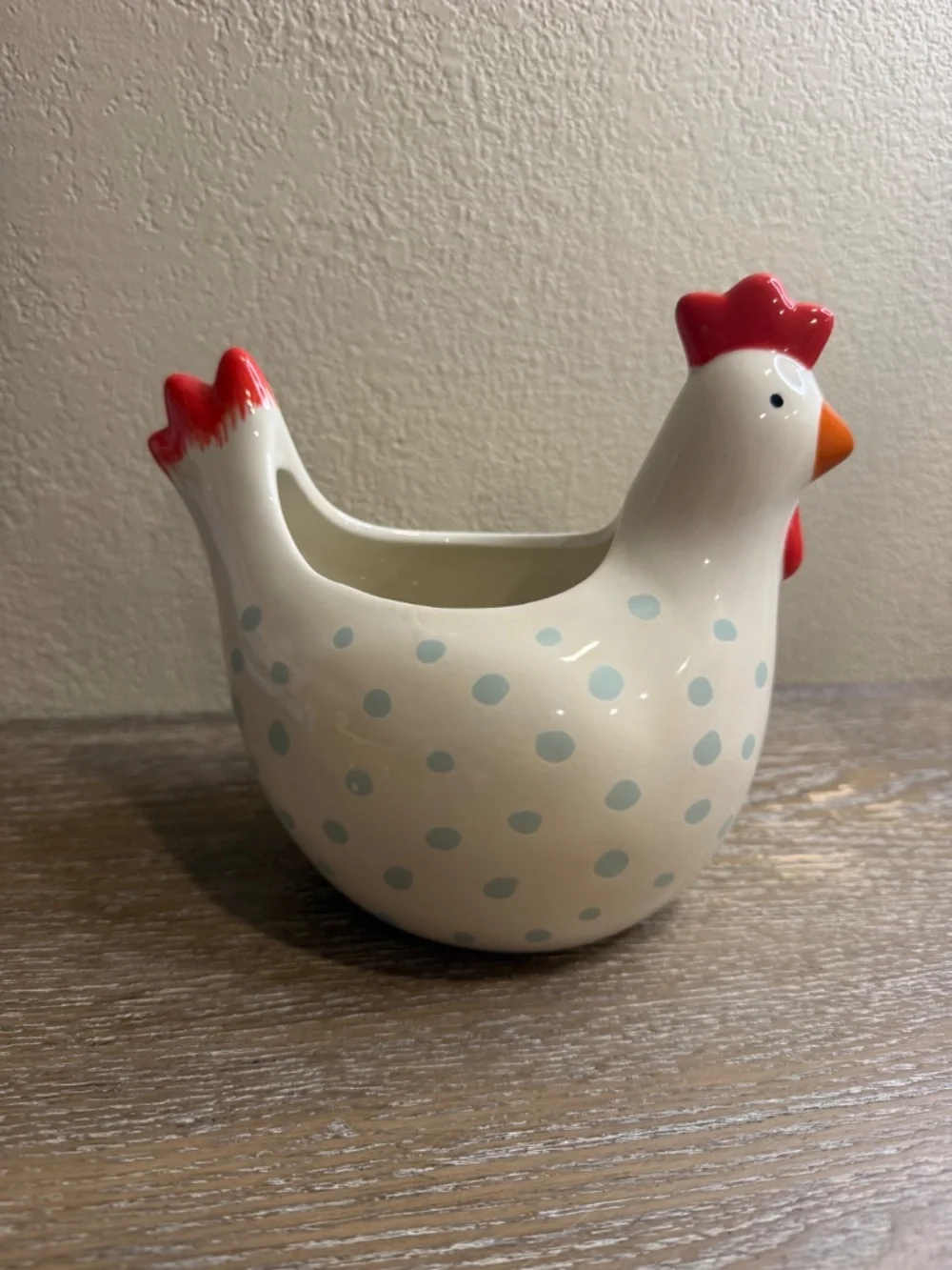 Target Bullseye Novelty Ceramics Chicken Crock